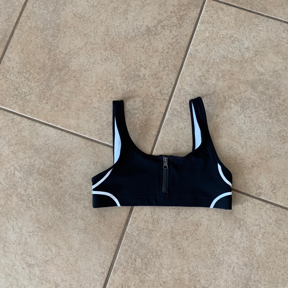 Lulu lemon sports bra